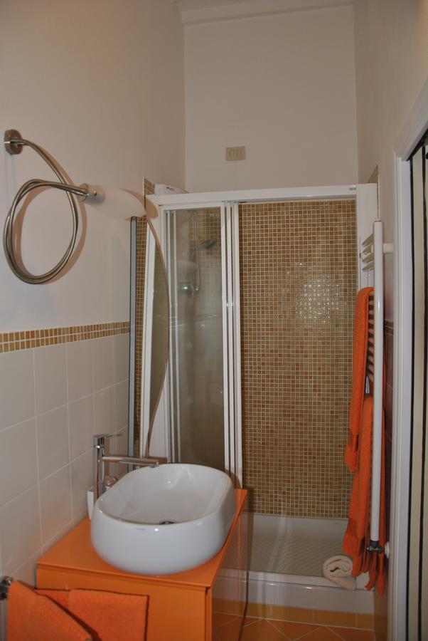 Casa Dolce Casa Bed & Breakfast ปีเอนซา ภายนอก รูปภาพ